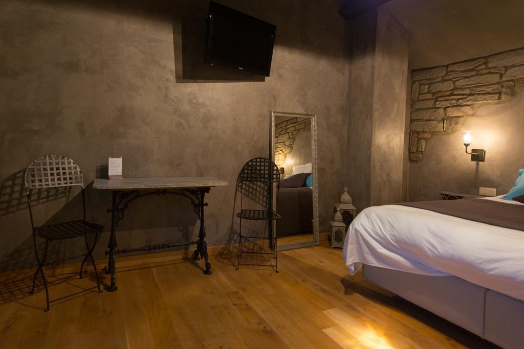 Les Chambres Du Vivier, Chambres D'Hotes Et Gite - A 100M - 더뷔 객실 사진